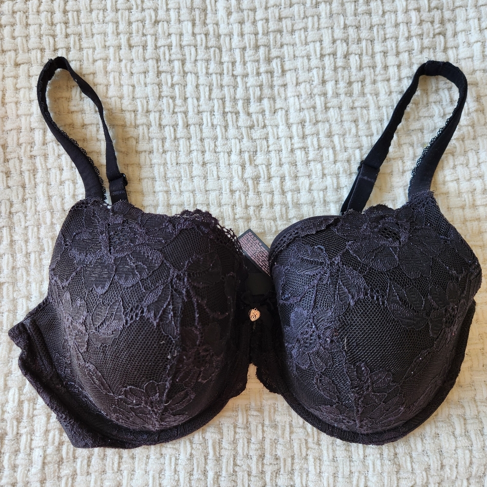 Victoria's Secret Black Lace Bra 36F